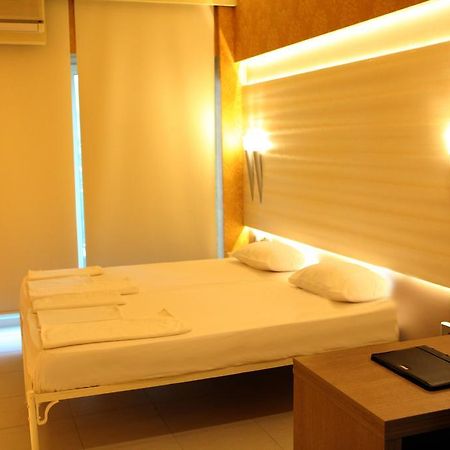 Oneiro Suites Souda Bagian luar foto